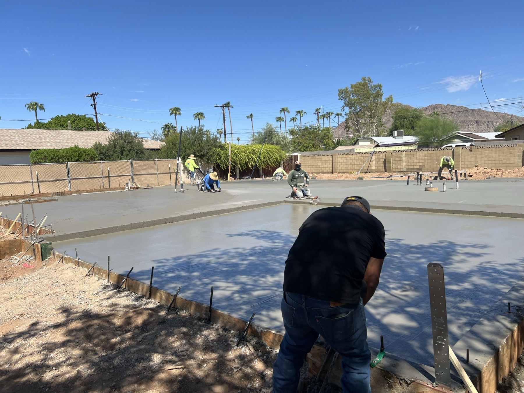 Foundation pour — Paradise Valley